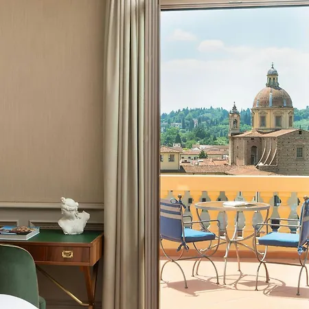 The Excelsior, A Luxury Collection Hotel, Ξενοδοχείο 5*