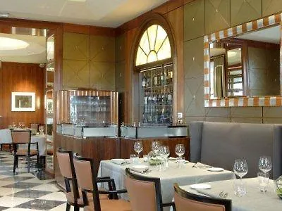 Отель The Westin Excelsior,