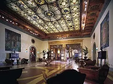 The Westin Excelsior, Szálloda 5*