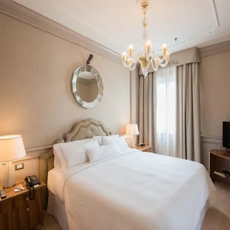 The Excelsior, A Luxury Collection Hotel, Hotel Florencie