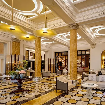 The Excelsior, A Luxury Collection Hotel, 5* Florencie