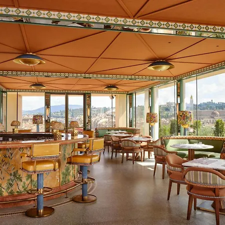 The Excelsior, A Luxury Collection Hotel, Hotel