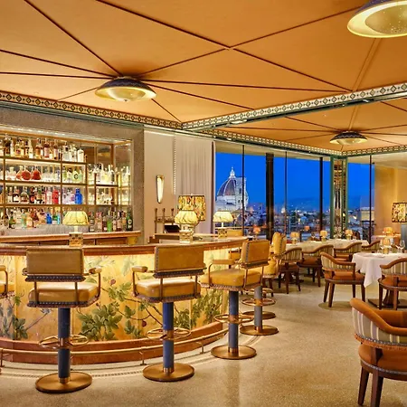 The Excelsior, A Luxury Collection Hotel, 5* Florencie