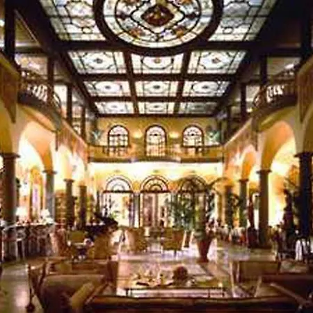 Szálloda The Westin Excelsior,