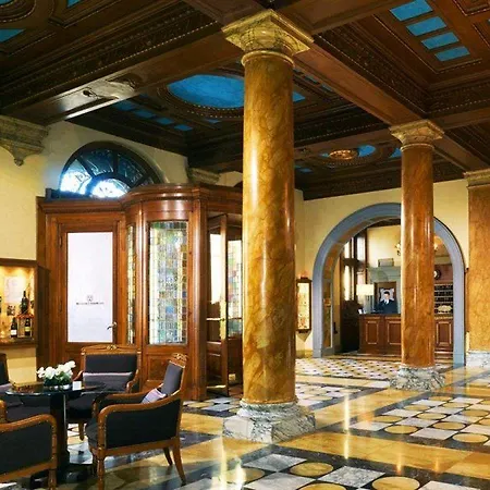 The Westin Excelsior, Szálloda
